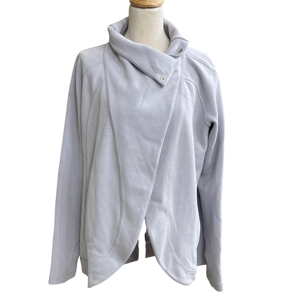 Lululemon‎ Rulu Rally Wrap Jacket Heathered Ocean Mist Light Blue Purple Sz 8